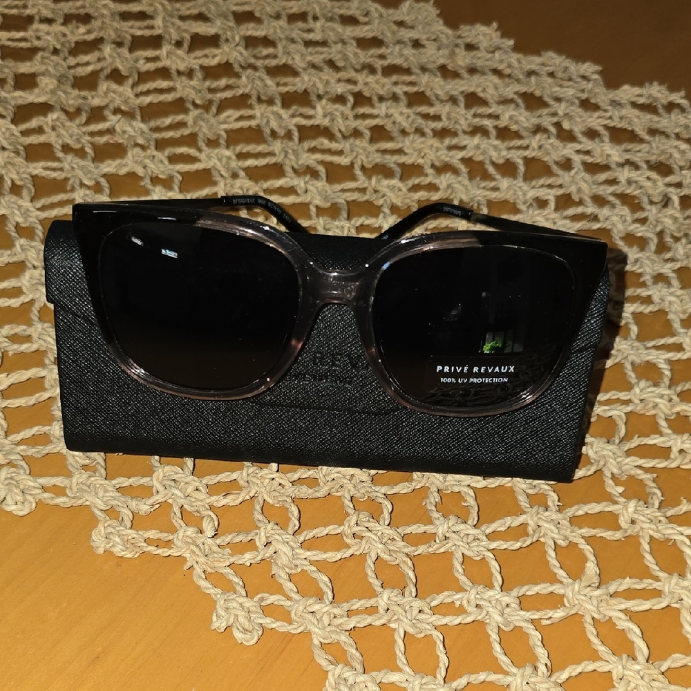 Prive Revaux Black Sunglasses for Women